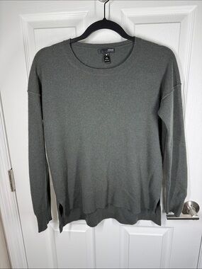 Aqua green/gray cashmere crew neck sweater size medium